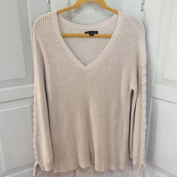 American Eagle Pullover Sweater - Picture 2 of 16